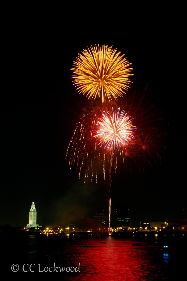 bb riverboats fireworks